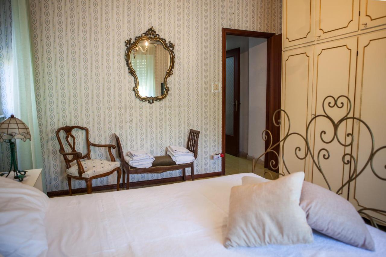 Bed and Breakfast Un Tuffo Nella Baia Di Capomulini Acireale Exterior foto